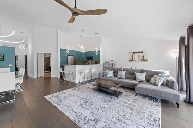 77653 Woodhaven Drive S, Palm Desert, CA 92211