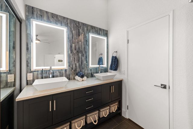 77653 Woodhaven Drive S, Palm Desert, CA 92211