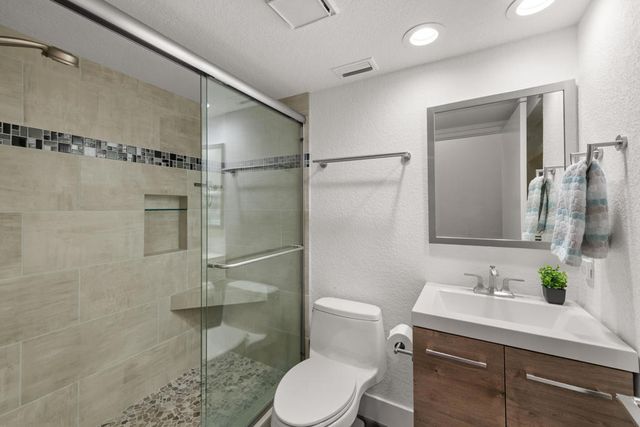 77653 Woodhaven Drive S, Palm Desert, CA 92211