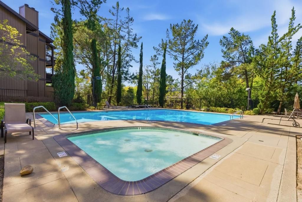 Image 33 of property listing at 3335 La Mesa Drive 4, San Carlos, CA 94070