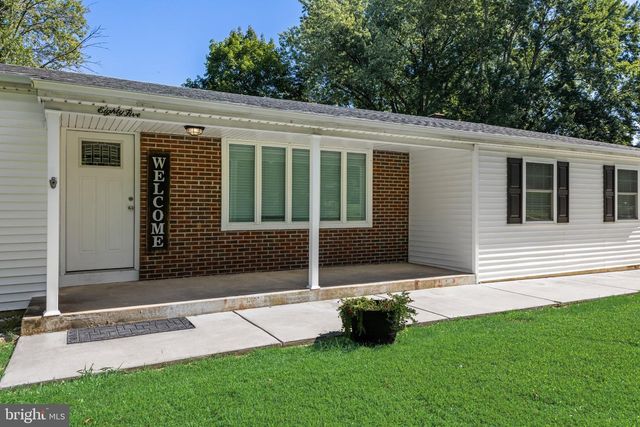 85 MYRTLE AVE, Mickleton, NJ 08056