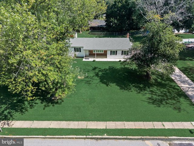 85 MYRTLE AVE, Mickleton, NJ 08056