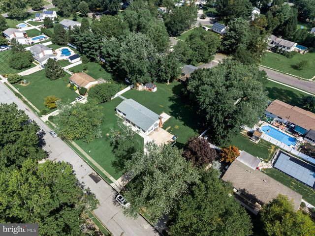 85 MYRTLE AVE, Mickleton, NJ 08056