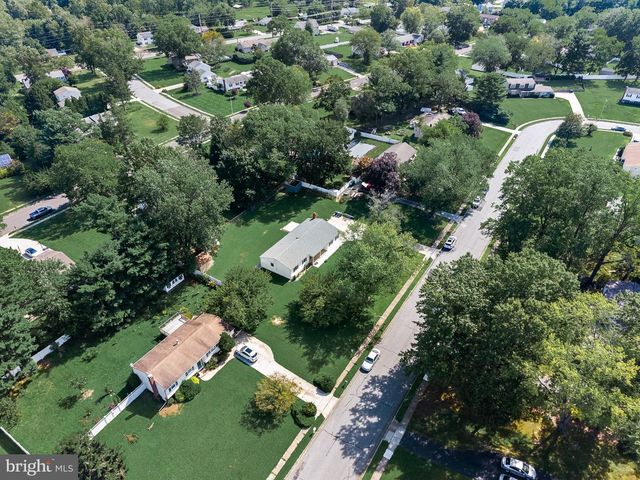 85 MYRTLE AVE, Mickleton, NJ 08056