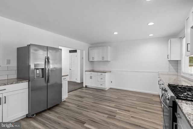 85 MYRTLE AVE, Mickleton, NJ 08056