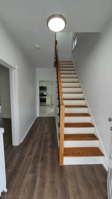 5 Jefferson St, Newton Town, NJ 07860 — photo 3