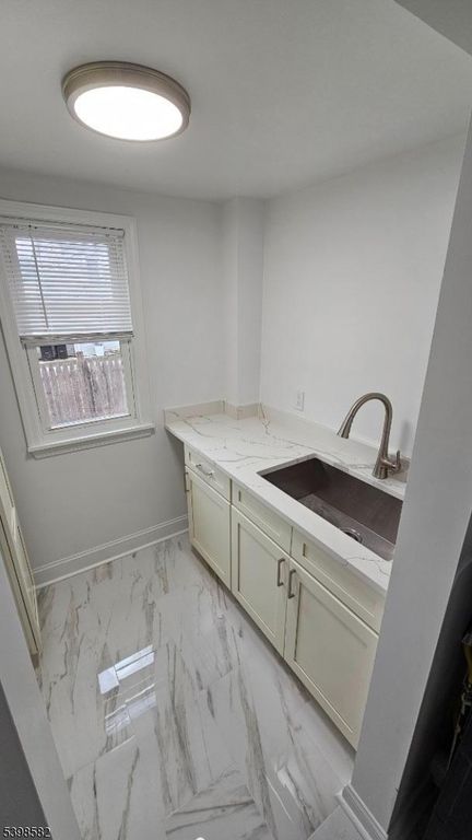 5 Jefferson St, Newton Town, NJ 07860 — photo 5