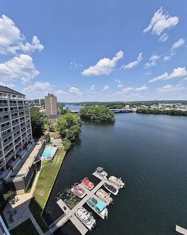 65 Lake Ave 808, Worcester, MA 01604