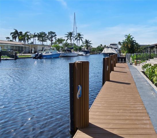 1112 Mandarin Isle, Fort Lauderdale, FL 33315