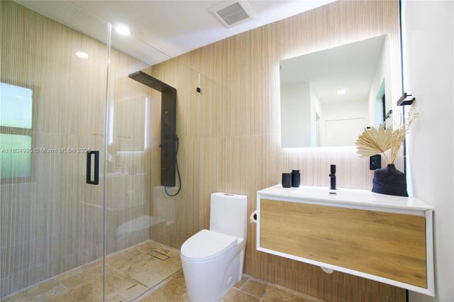 1112 Mandarin Isle, Fort Lauderdale, FL 33315