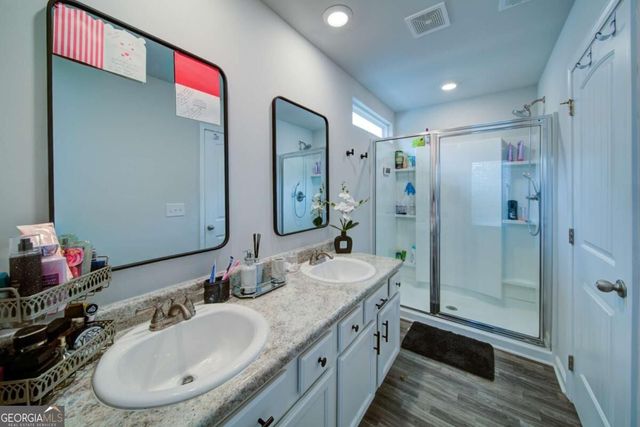 5004 Fawnwood Drive, Gainesville, GA 30504