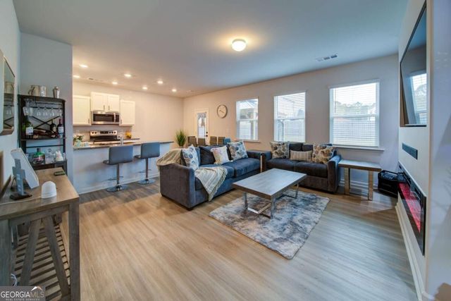 5004 Fawnwood Drive, Gainesville, GA 30504