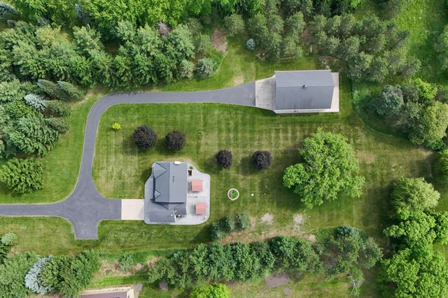 7530 Leeward Avenue N, Stillwater, MN 55082