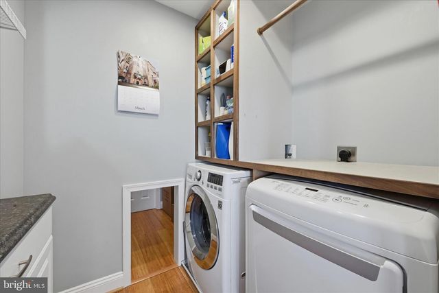 500 DELICIOUS RD, Linden, VA 22642