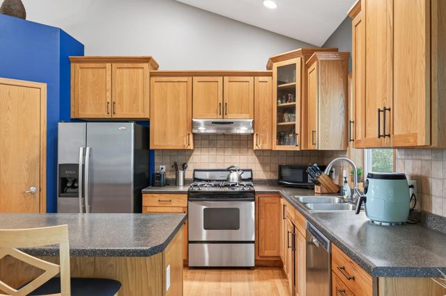 2705 Galway Court, Hudson, WI 54016
