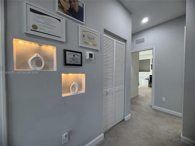 4862 Navali Dr, Lake Worth, FL 33467