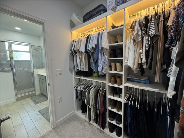 4862 Navali Dr, Lake Worth, FL 33467