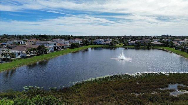 4862 Navali Dr, Lake Worth, FL 33467
