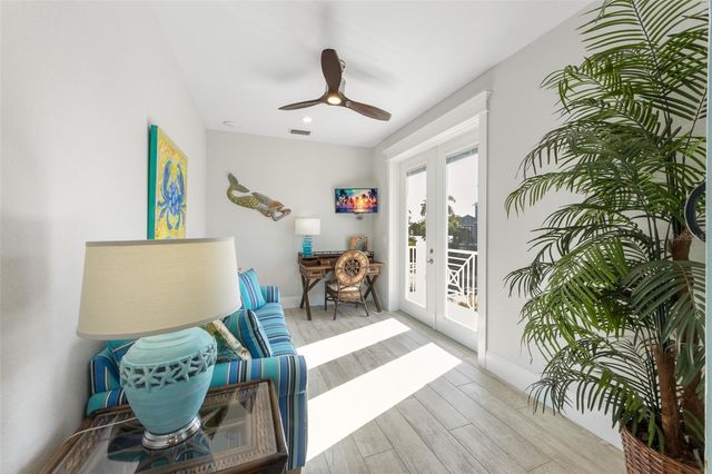 106 81ST STREET, Holmes Beach, FL 34217