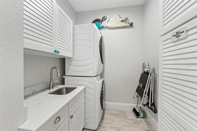 106 81ST STREET, Holmes Beach, FL 34217