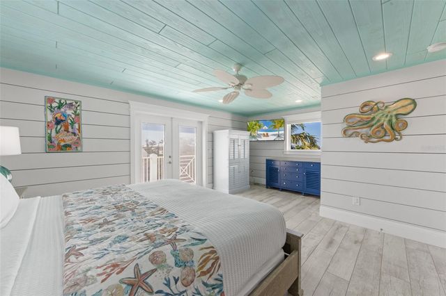 106 81ST STREET, Holmes Beach, FL 34217