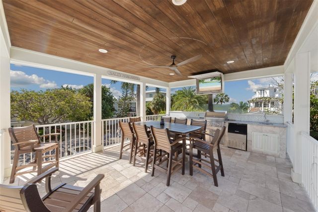 106 81ST STREET, Holmes Beach, FL 34217