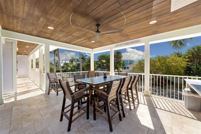 106 81ST STREET, Holmes Beach, FL 34217