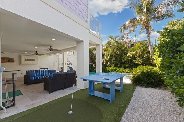 106 81ST STREET, Holmes Beach, FL 34217