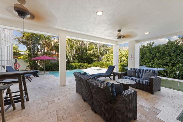 106 81ST STREET, Holmes Beach, FL 34217