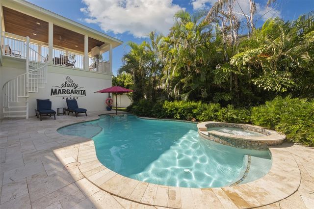 106 81ST STREET, Holmes Beach, FL 34217