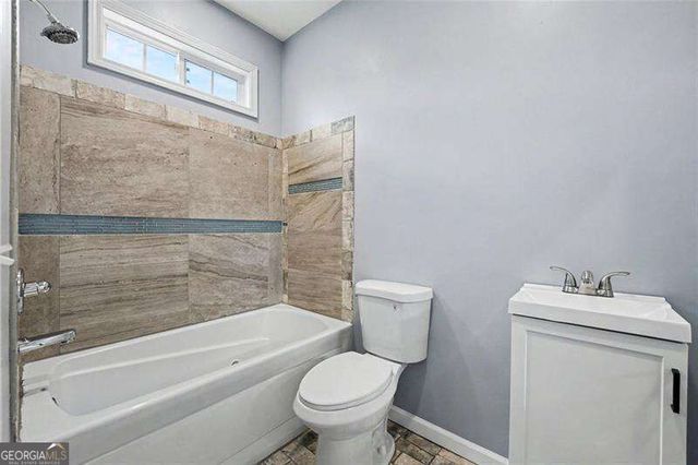 1004 Glen Ivy, Marietta, GA 30062