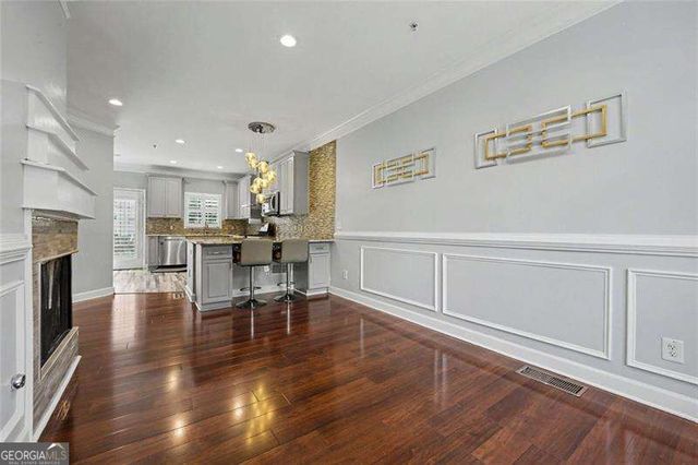 1004 Glen Ivy, Marietta, GA 30062