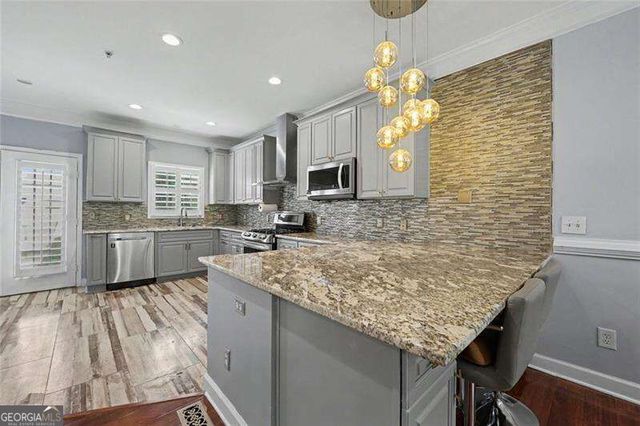 1004 Glen Ivy, Marietta, GA 30062