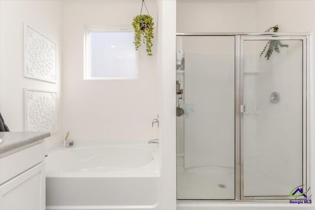 219 Barnyard Way, Perry, GA 31069