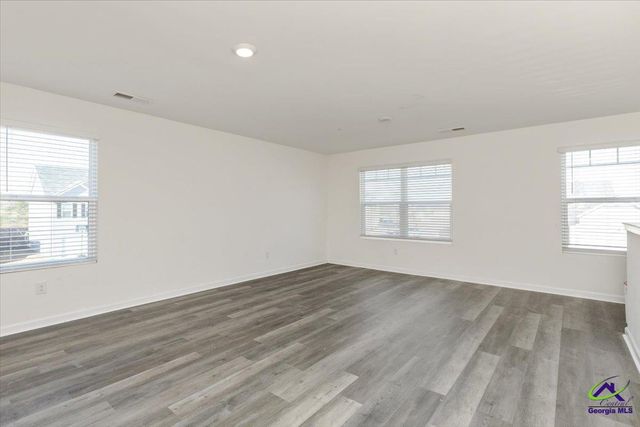 219 Barnyard Way, Perry, GA 31069