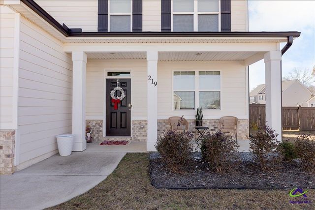 219 Barnyard Way, Perry, GA 31069