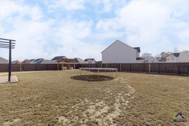 219 Barnyard Way, Perry, GA 31069