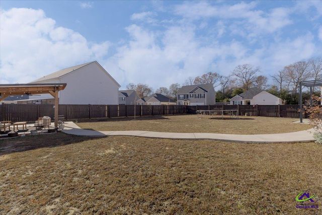 219 Barnyard Way, Perry, GA 31069