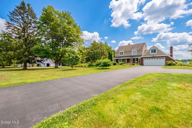 74 Hawthorne Drive, Valatie, NY 12184