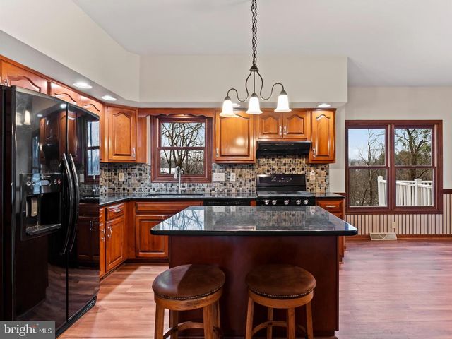 1600 CHURCHILL RD, Harrisburg, PA 17111