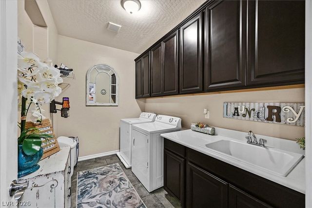 6565 Mission Crest Avenue, Las Vegas, NV 89131
