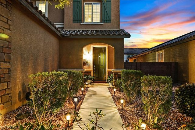 6565 Mission Crest Avenue, Las Vegas, NV 89131
