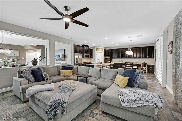6565 Mission Crest Avenue, Las Vegas, NV 89131