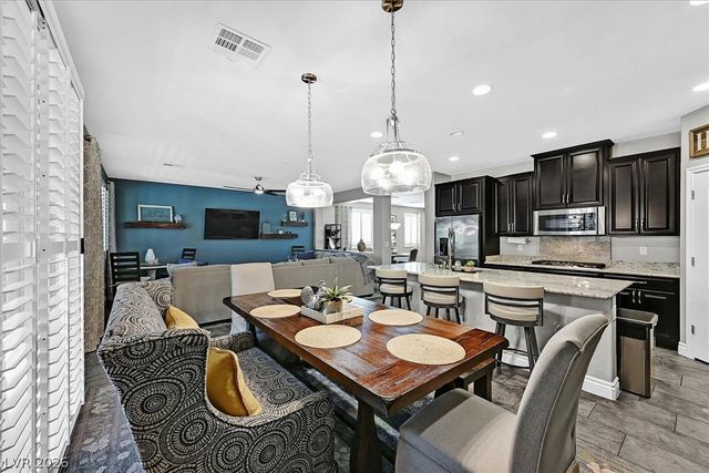 6565 Mission Crest Avenue, Las Vegas, NV 89131