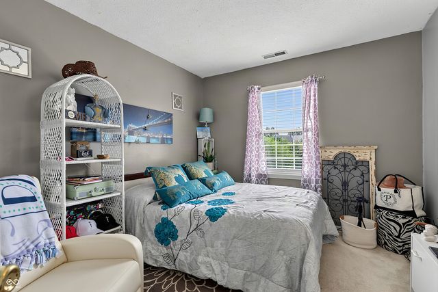 7404 Bluebird Court, Indianapolis, IN 46254