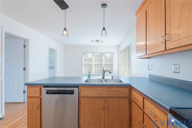 15201 Winding Ash Dr, Chesterfield, VA 23832