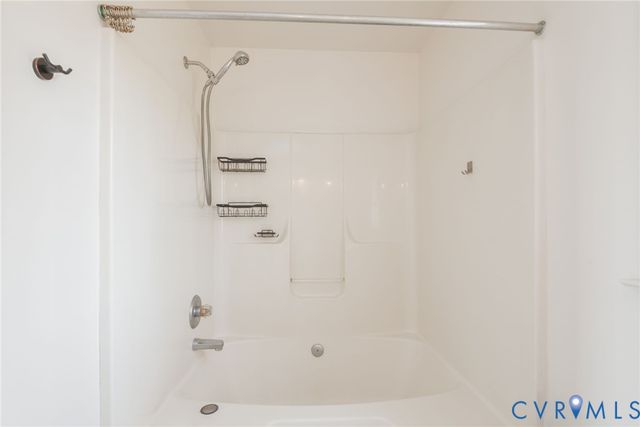 15201 Winding Ash Dr, Chesterfield, VA 23832