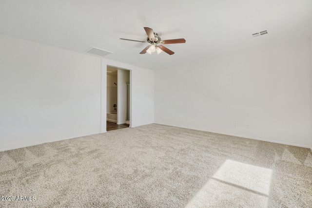 40676 N LAS PRADERAS Street, San Tan Valley, AZ 85140