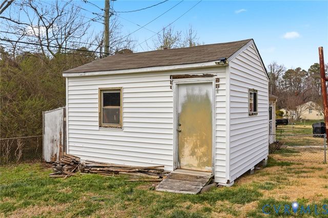 9808 Thacker Ln, Henrico, VA 23228