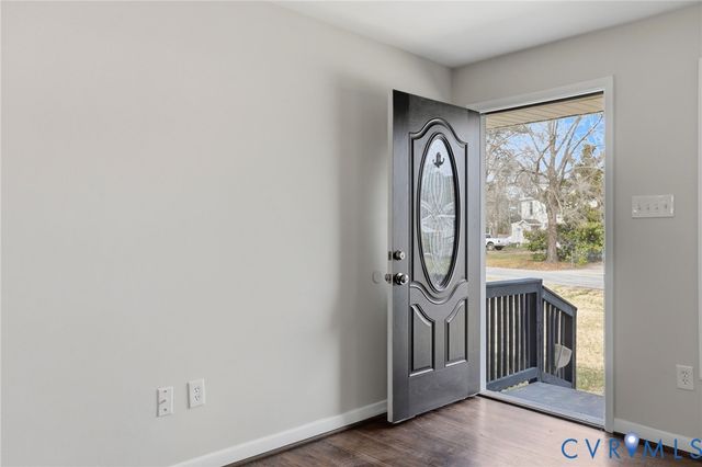 9808 Thacker Ln, Henrico, VA 23228